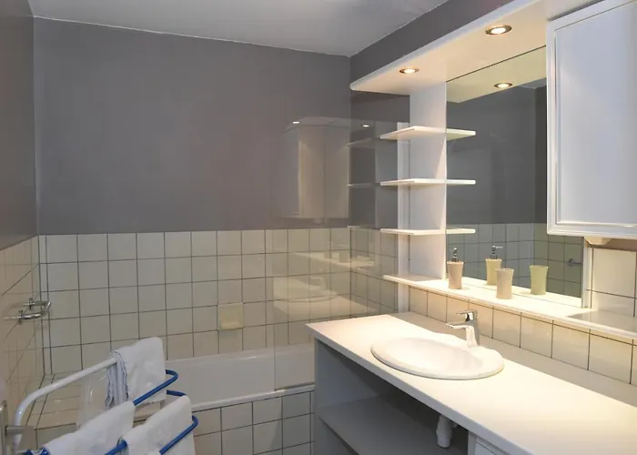 Les Artisans Au Centre Historique * Colmar